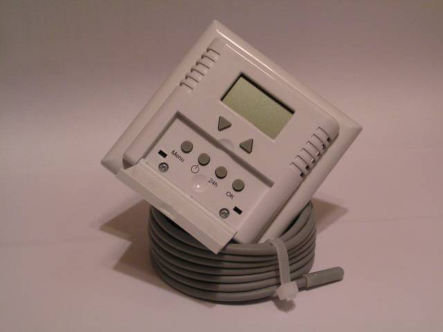Digitální termostat VTM 3000